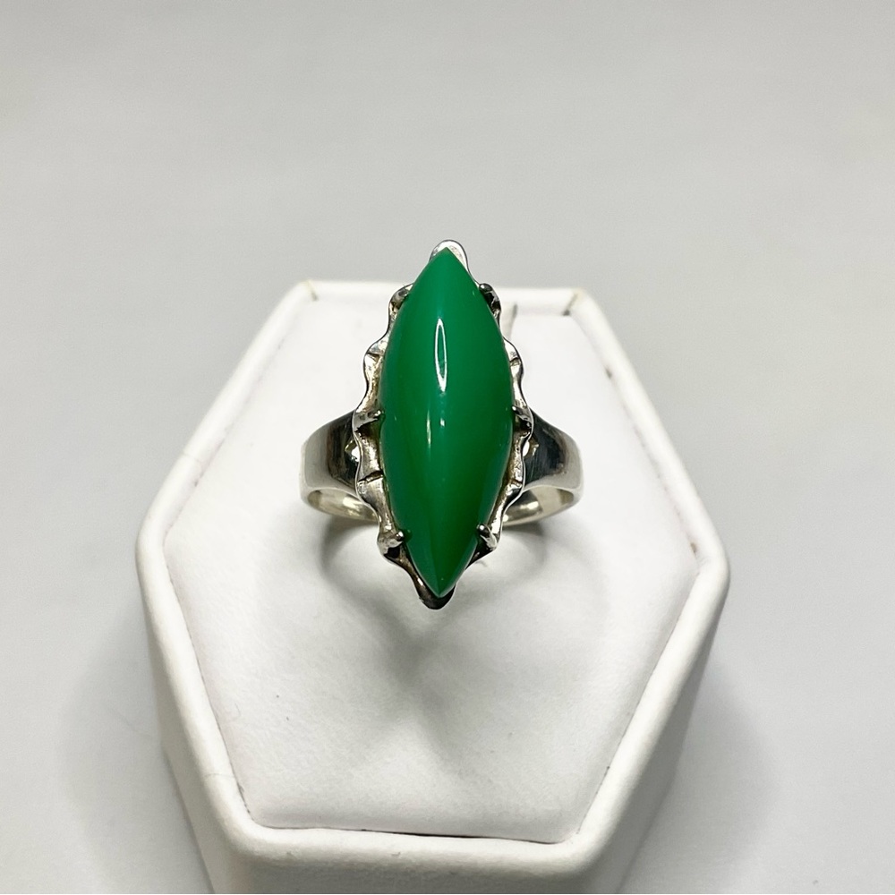 Vintage 60’s Sterling Silver Chysoprase Ring SZ 6.25